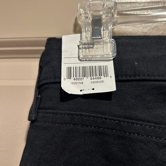 LEVI’S 315 Shaping Bootcut Jeans in Black, size 27 x 32, NWT - Picture 7 of 8